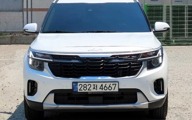 셀토스하이브리드 중고차 더 뉴 셀토스 가솔린 1.6 터보 4WD 매물 사진 4 - 2025/03 16,538km
